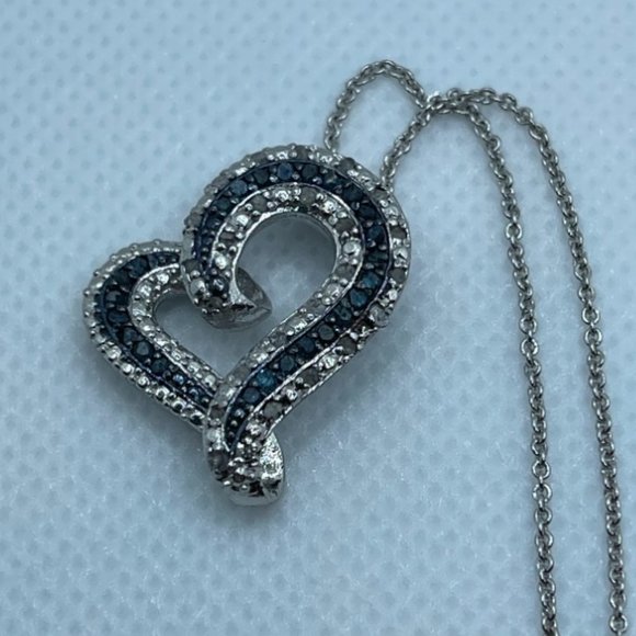 Blue and White Heart Diamond Pendant/Necklace Set - Picture 2 of 3